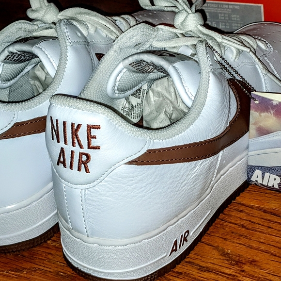 Nike Air Force One Low Retro (Anniversary Edition) 11m - Picture 3 of 8
